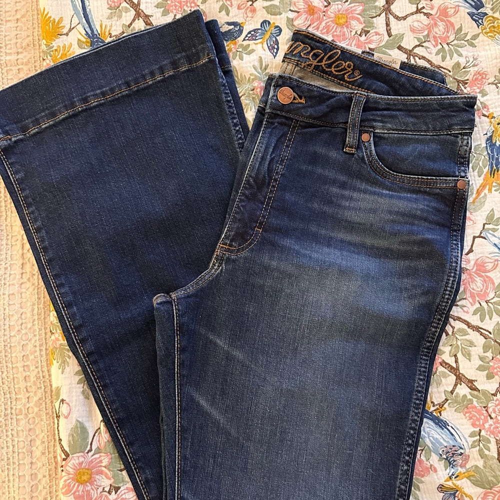 NWT Retro Wrangler-Bootcut/flare